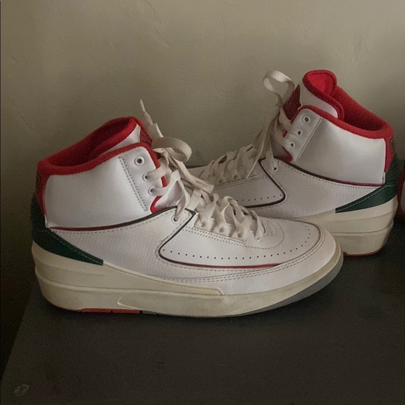 Jordan 2 Retro Origins - Picture 1 of 3